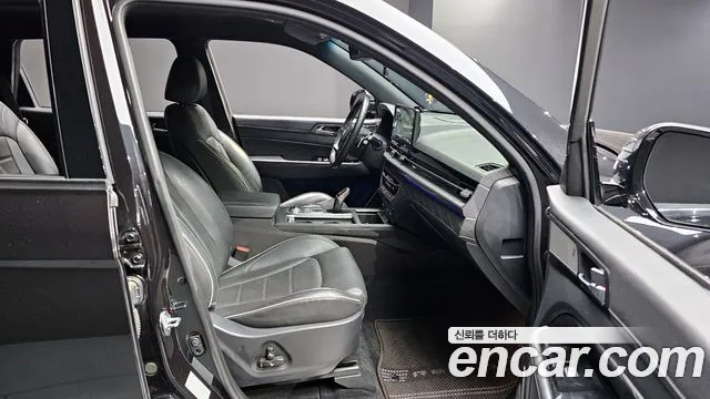 KG_Mobility_Ssangyong Rexton Rexton Arena Дизель 2.2 4WD — Фото автомобиля 11