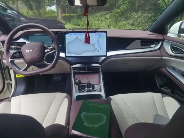 BYD Seal 07 DM-i 2025 Model DM-i 1.5L 125km Luxury — Фото автомобиля 5
