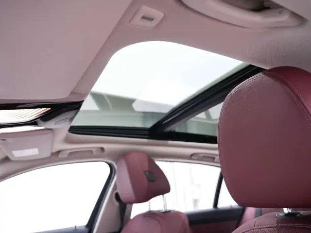 BMW 3 Series — Фото автомобиля 27