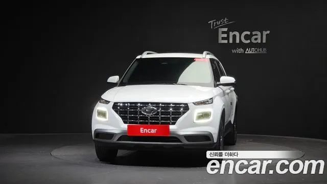 Hyundai Venue — Фото автомобиля 3