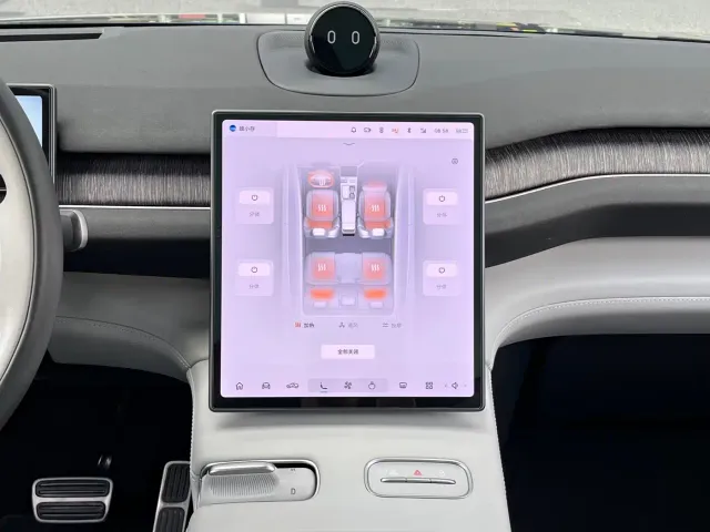 Nio EC7 — Фото автомобиля 17