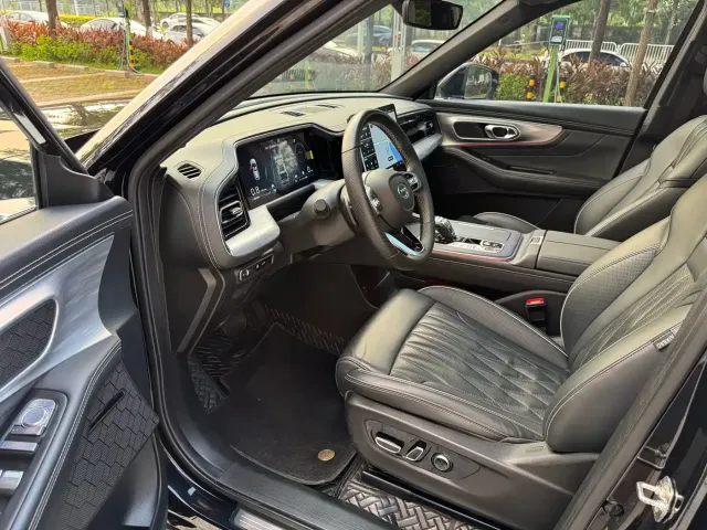 GAC Trumpchi GS8 — Фото автомобиля 5