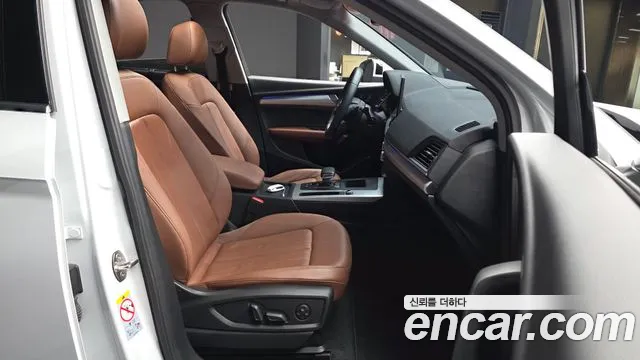 Audi Q5 FY — Фото автомобиля 18
