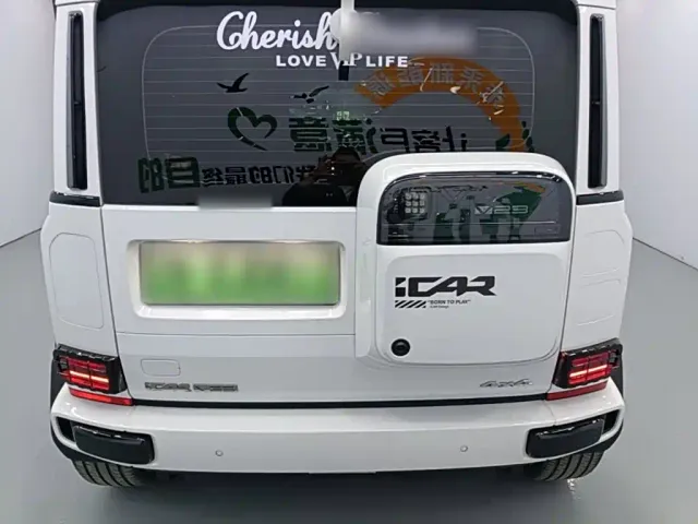 iCAR V23 — Фото автомобиля 5