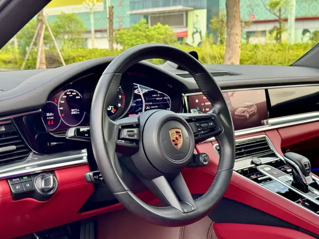 Porsche Panamera — Фото автомобиля 17