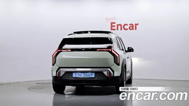 Kia EV3 — Фото автомобиля 4