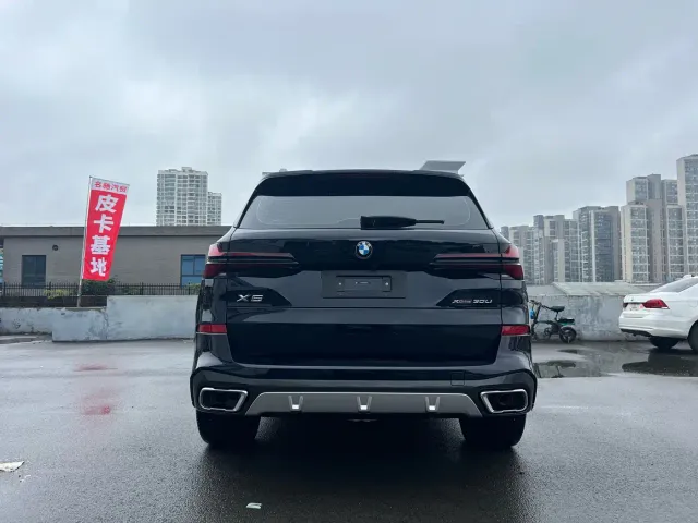 BMW X5 — Фото автомобиля 8