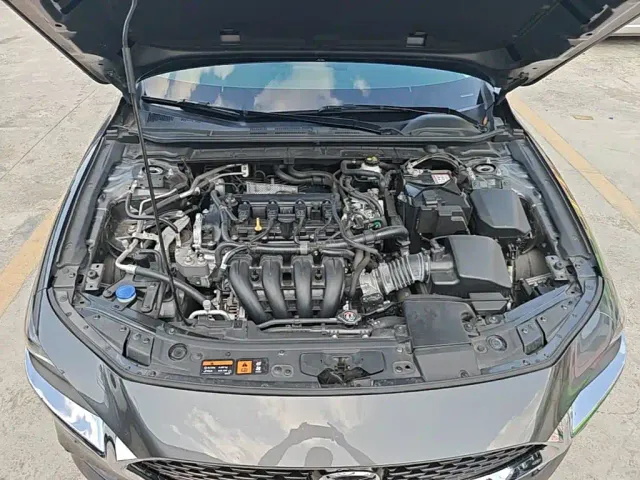 Mazda Axela — Фото автомобиля 19