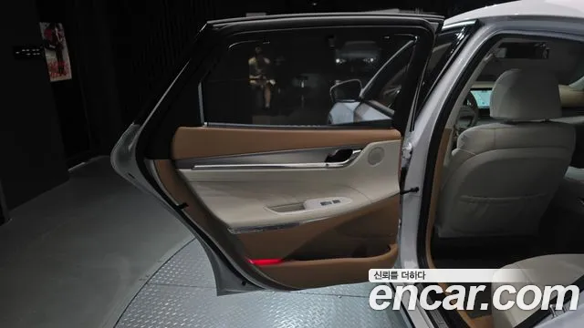 Hyundai Grandeur Grandeur (New) — Фото автомобиля 14