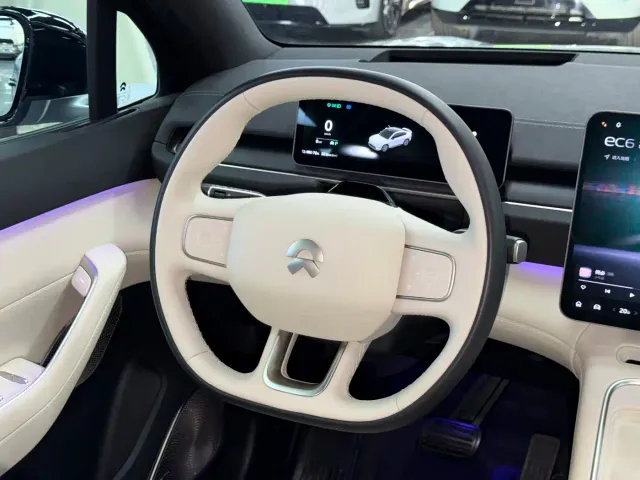 Nio EC6 — Фото автомобиля 13