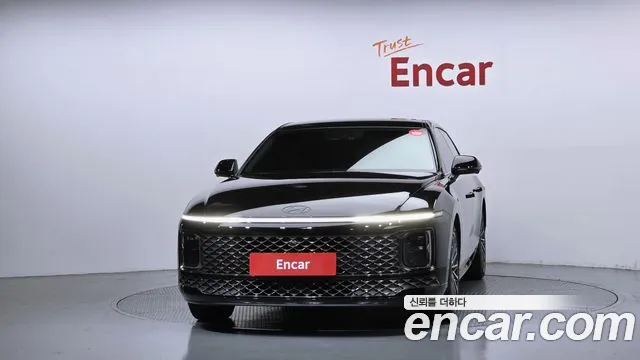 Hyundai Grandeur GN7 — Фото автомобиля 3