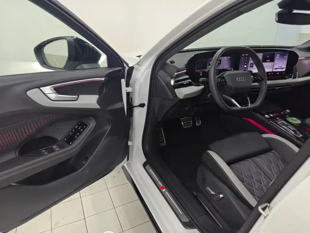 Audi A5L — Фото автомобиля 10