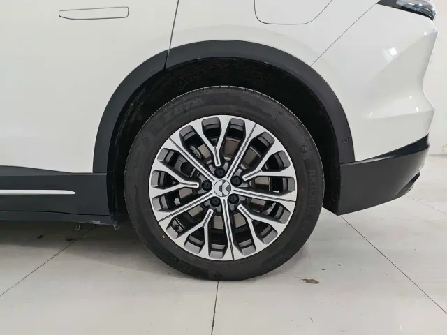 Nio EC6 — Фото автомобиля 15
