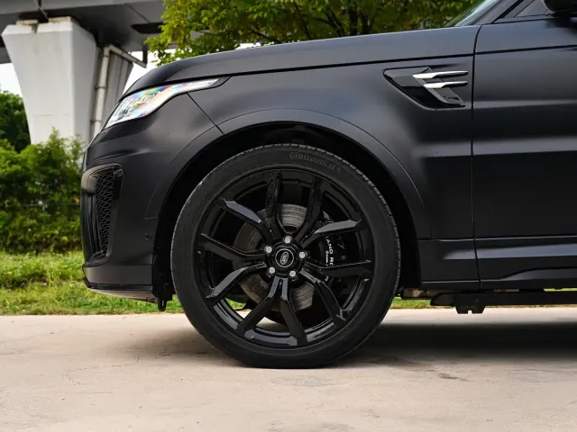 Land Rover Range Rover Sport — Фото автомобиля 21