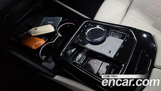 BMW i5 G60 — Фото автомобиля 12