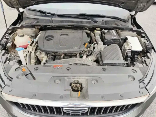 Geely Emgrand — Фото автомобиля 9