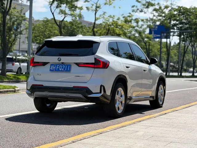 BMW X1 — Фото автомобиля 4