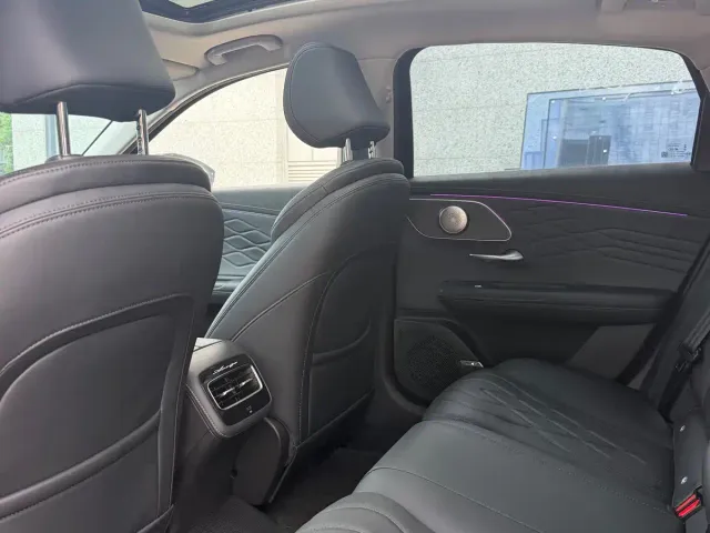 Chery Arrizo 8 PRO — Фото автомобиля 14