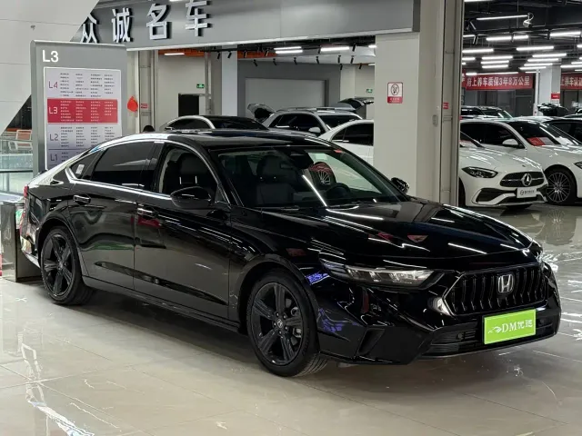 Фотография автомобиля — Honda Inspire