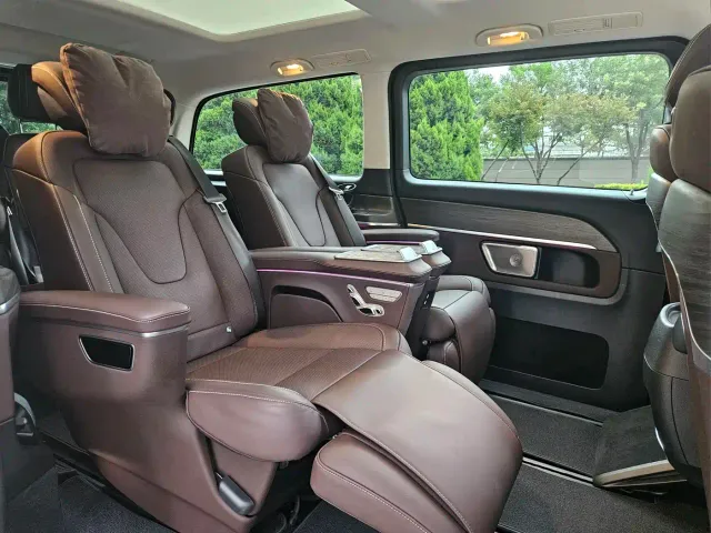 Mercedes-Benz V-Class — Фото автомобиля 10
