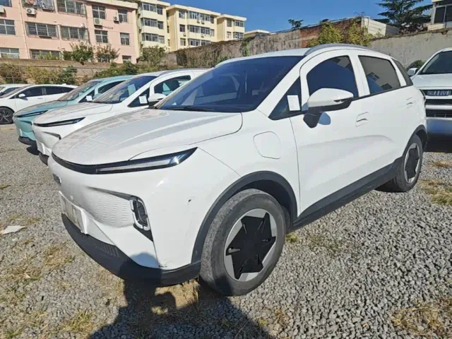 Фотография автомобиля — Geely Geometry E Firefly