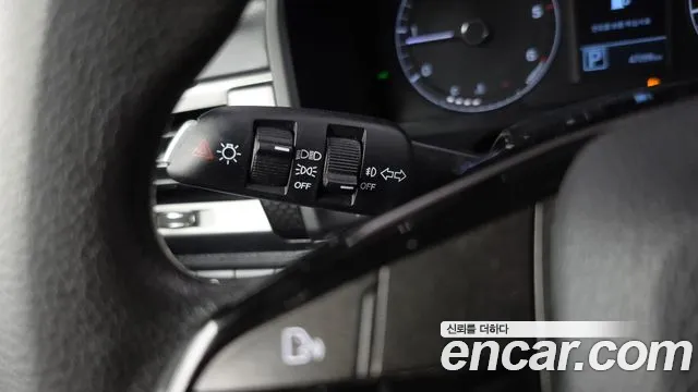 KG_Mobility_Ssangyong Rexton Новый Rexton Sport Дизель 2.2 2WD — Фото автомобиля 27