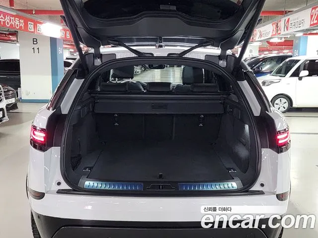 Land Rover Range Rover Velar — Фото автомобиля 20