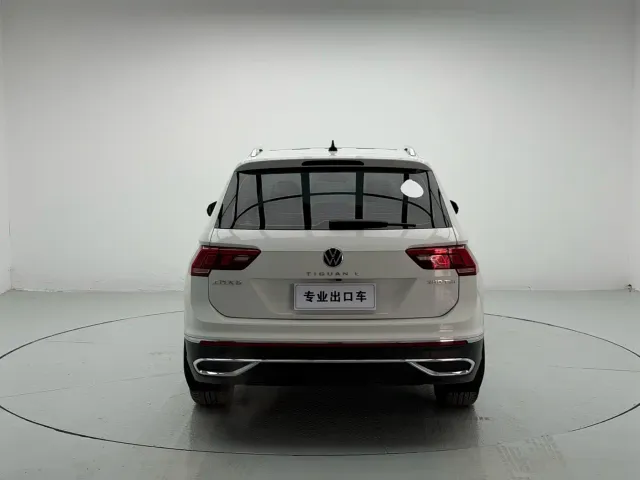 Volkswagen Tiguan L — Фото автомобиля 5