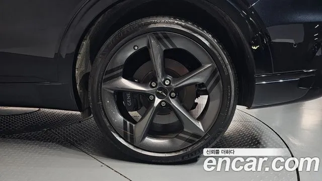 Genesis GV70 — Фото автомобиля 20