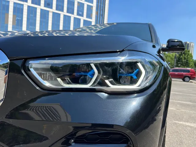 BMW X5 — Фото автомобиля 9