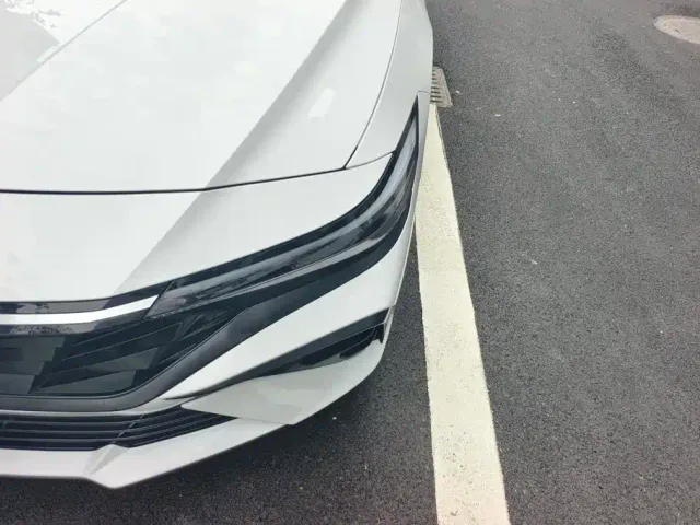 Hyundai Elantra — Фото автомобиля 5
