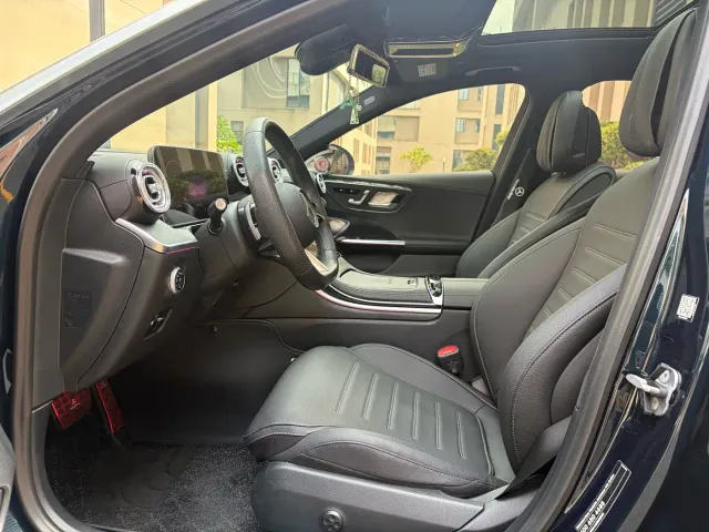Mercedes-Benz Mercedes-Benz C-Class 2024 C 260 L Night Edition Sport — Фото автомобиля 6
