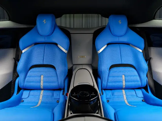 Ferrari Purosangue 2023 6.5L V12 — Фото автомобиля 23