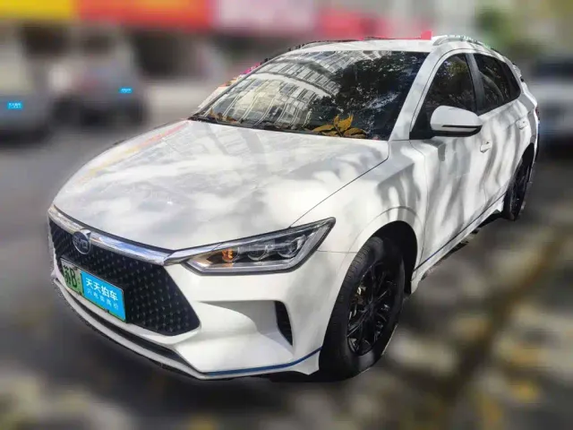 Фотография автомобиля — BYD e2