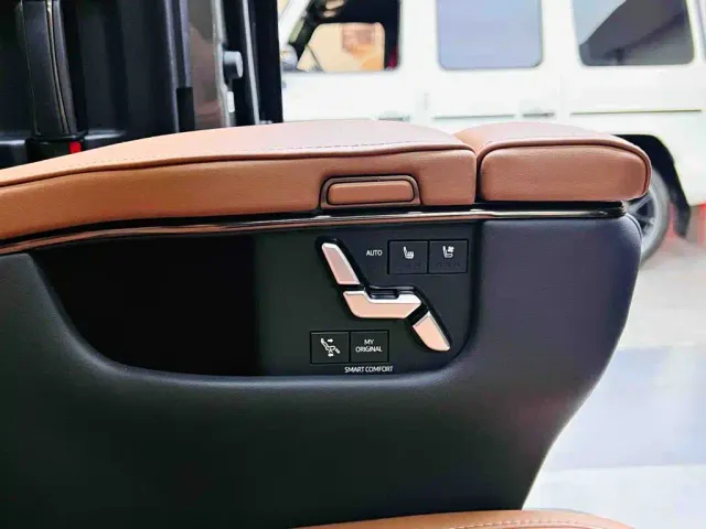 Toyota Vellfire — Фото автомобиля 17