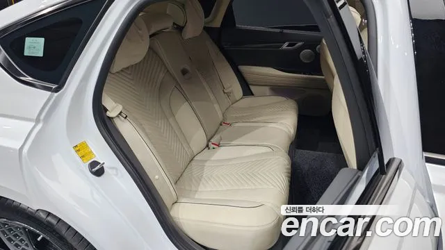 Genesis G80 RG3 — Фото автомобиля 17
