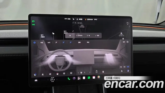 Tesla Model Y — Фото автомобиля 18