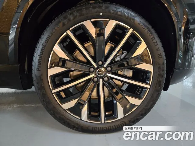 Volvo XC90 Generation 2 — Фото автомобиля 8