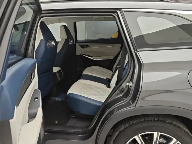 Changan CS75 Plus — Фото автомобиля 11