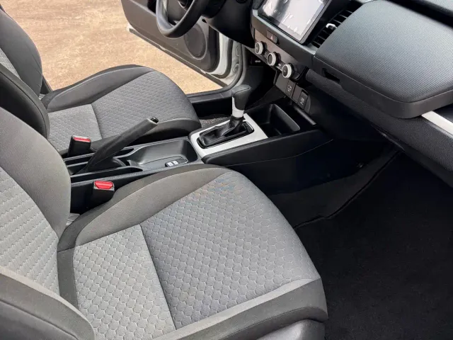 Honda Fit — Фото автомобиля 9