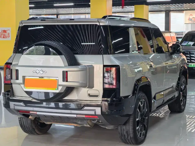 BYD FangChengBao Leopard 8 — Фото автомобиля 14