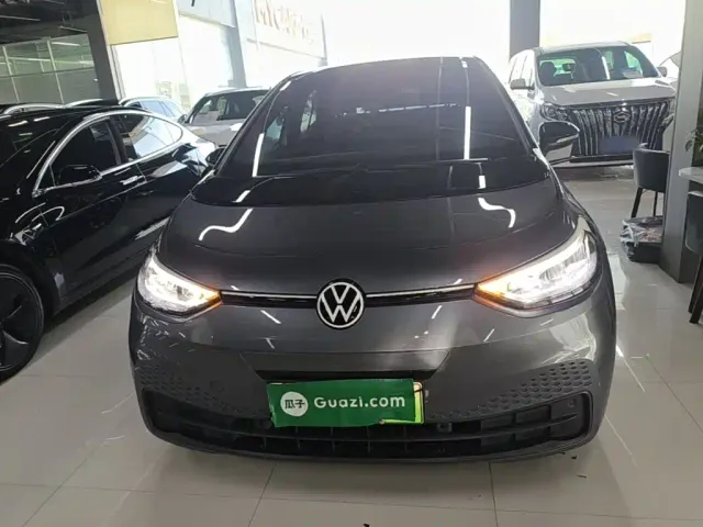 Volkswagen ID.3 — Фото автомобиля 2