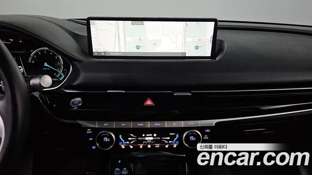Genesis G80 Бензин 2.5 турбо AWD — Фото автомобиля 13
