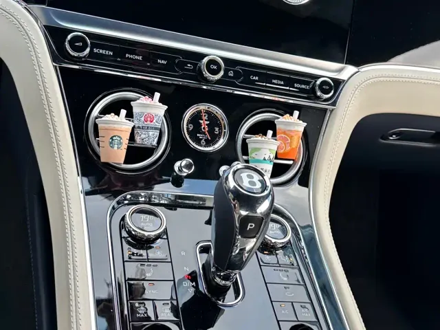 Bentley Continental 2022 4.0T GT V8 — Фото автомобиля 18