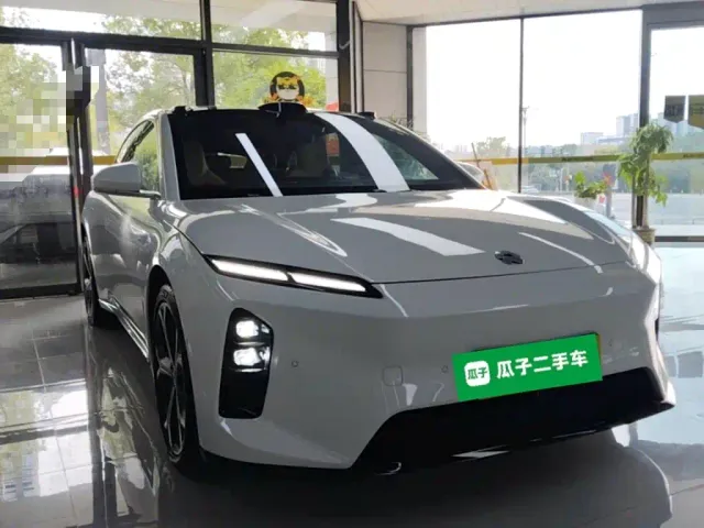 Nio ET5 — Фото автомобиля 3