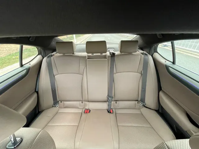 Lexus ES — Фото автомобиля 25