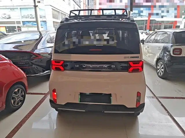 Wuling Hongguang Mini EV — Фото автомобиля 3