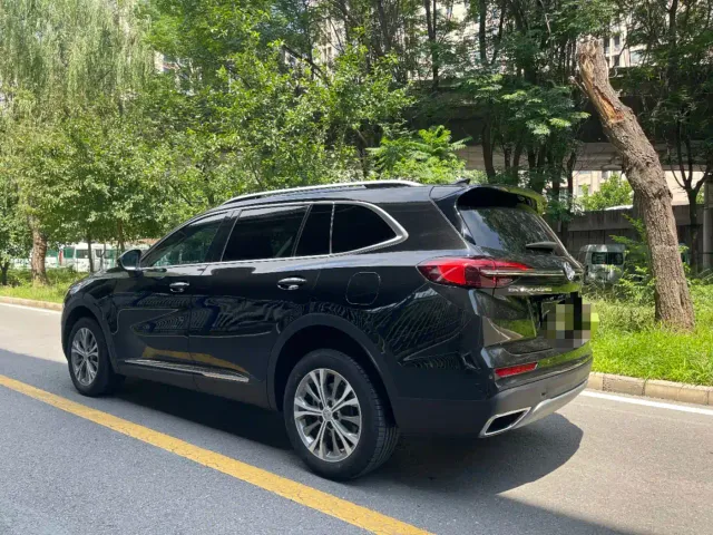 Buick Envision Plus — Фото автомобиля 5
