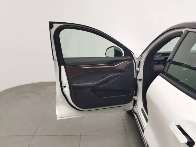 Ford Mondeo — Фото автомобиля 8