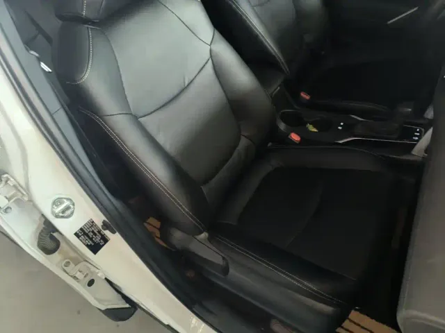 Toyota Corolla Cross — Фото автомобиля 24